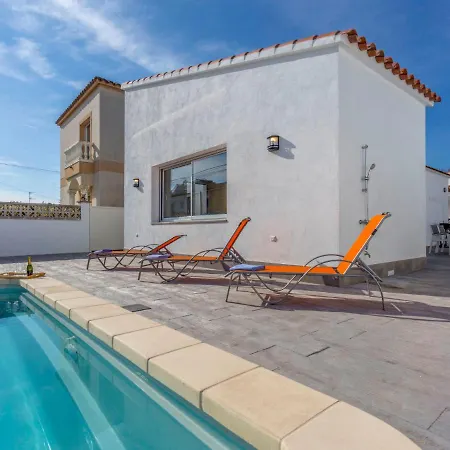 Holiday home Sangha By Interhome Empuriabrava