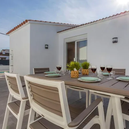 Dom wakacyjny Sangha By Interhome *